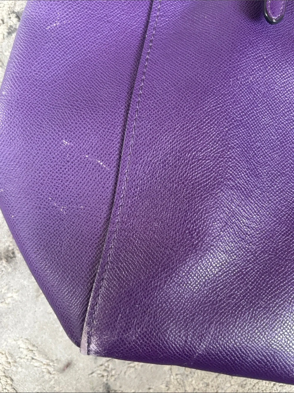 Coach Purple Leather Tote with Turn-Lock and Tag IN FAIR CONDITION